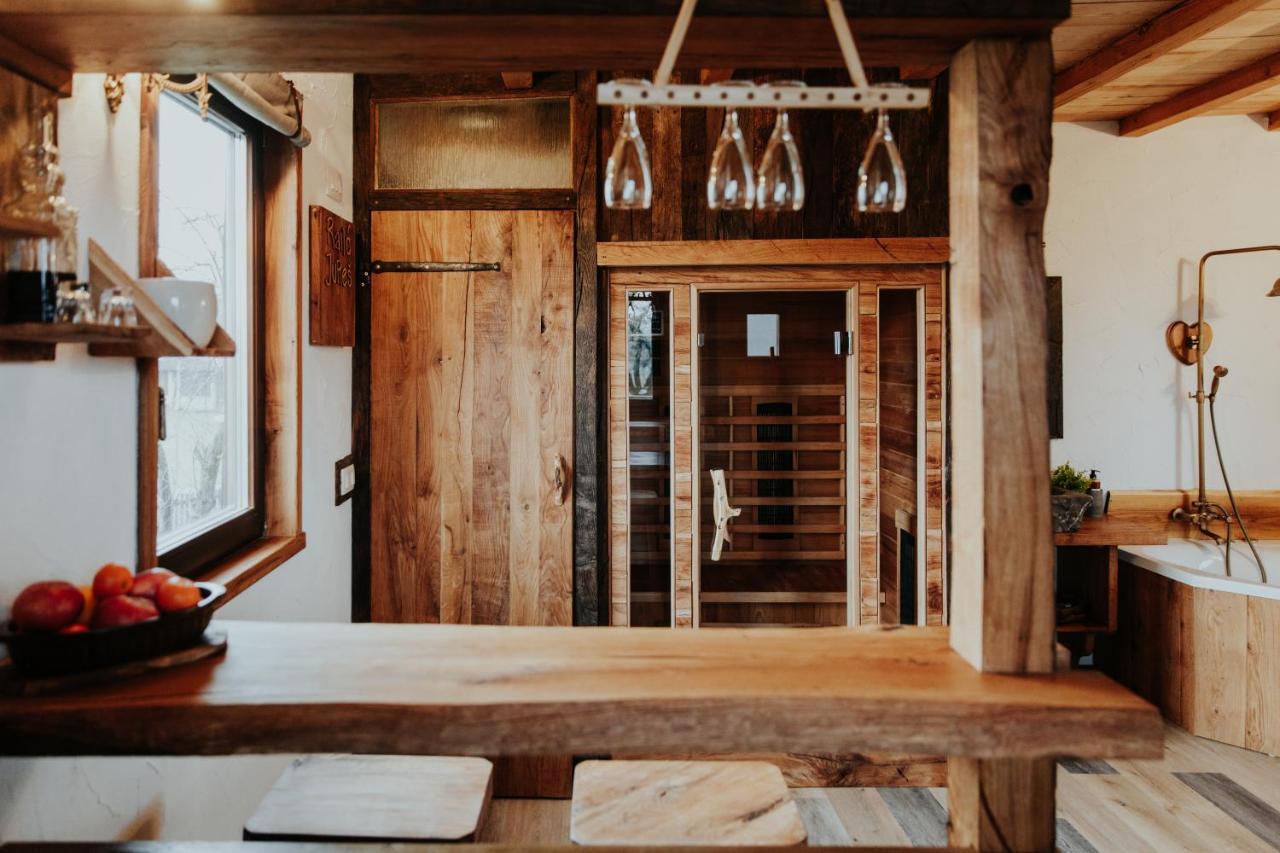 Отель Treehouse Drevesna Hiska Strkovo Gnezdo Ranc Jures Лютомер Экстерьер фото