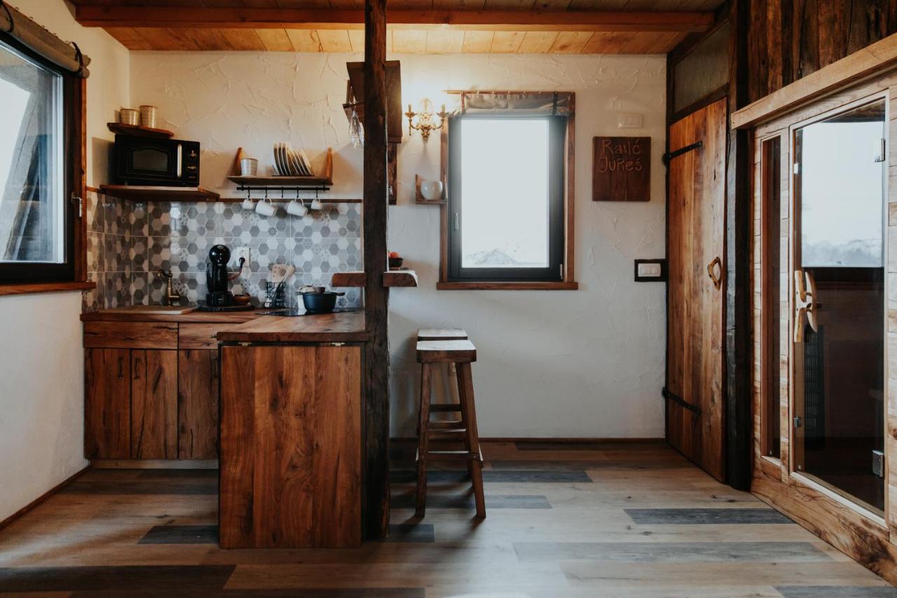 Отель Treehouse Drevesna Hiska Strkovo Gnezdo Ranc Jures Лютомер Экстерьер фото