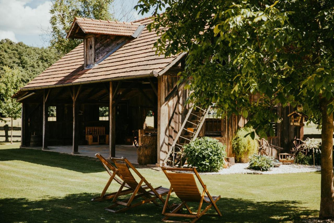 Отель Treehouse Drevesna Hiska Strkovo Gnezdo Ranc Jures Лютомер Экстерьер фото